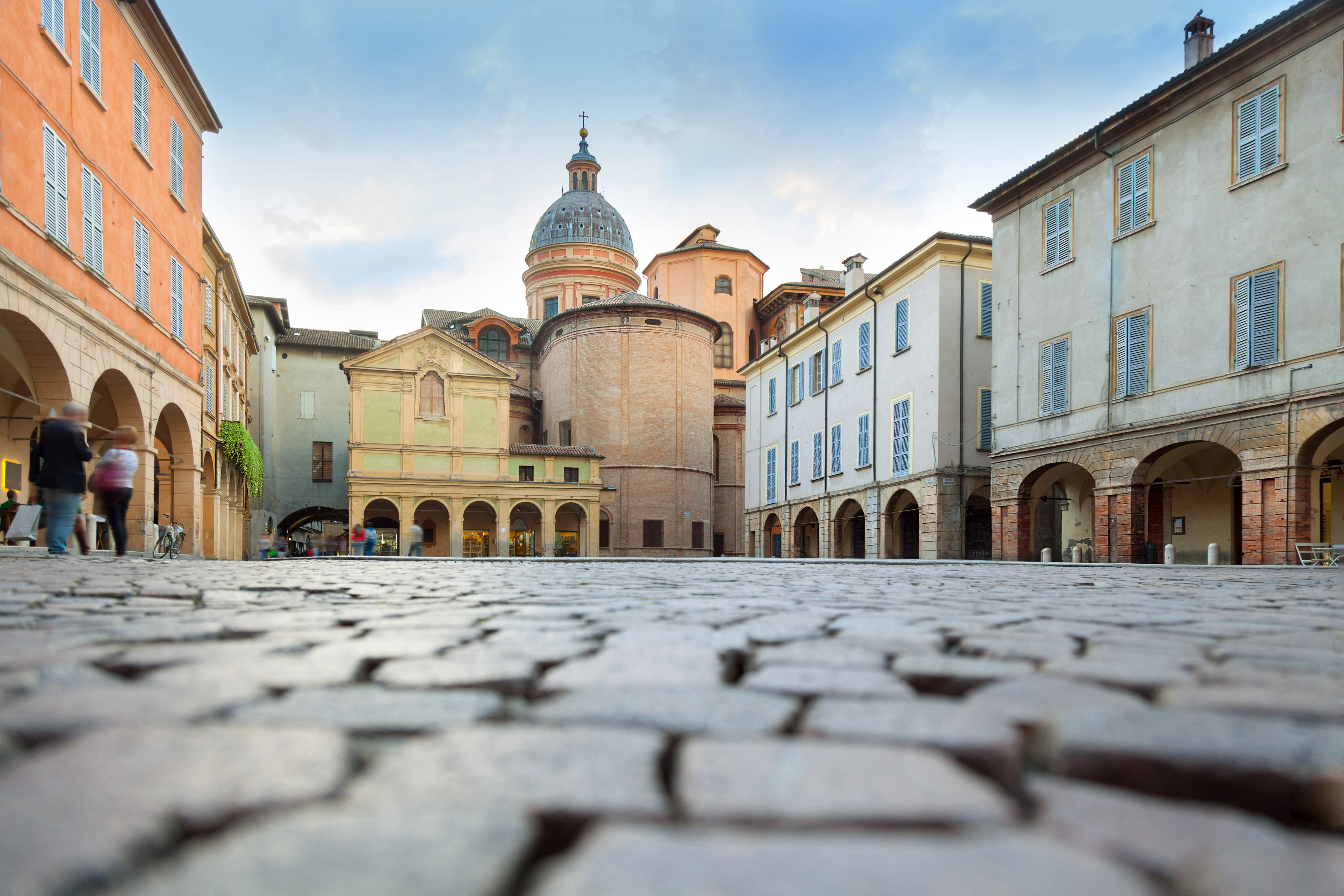 Contatti piazza san prospero